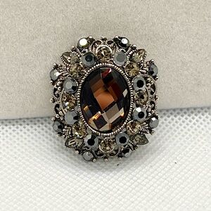 Vintage Western Germany Silver Tone Filigree Amber Rhinestone Brooch‎ Pin